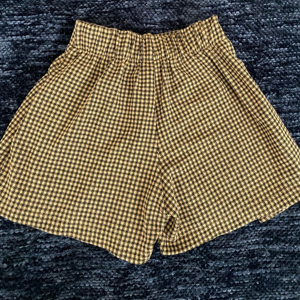 Girl's Houndstooth pleated skort - Picture 3 of 3
